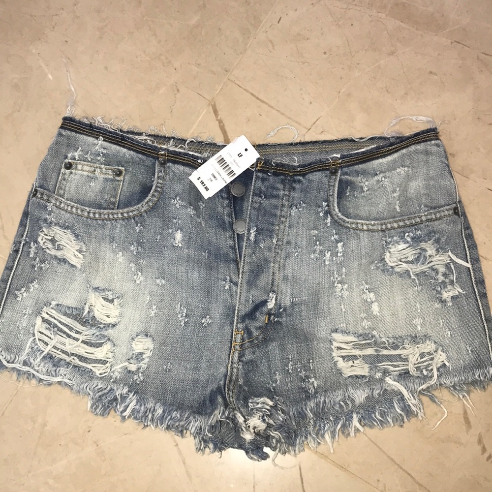 distressed jean shorts